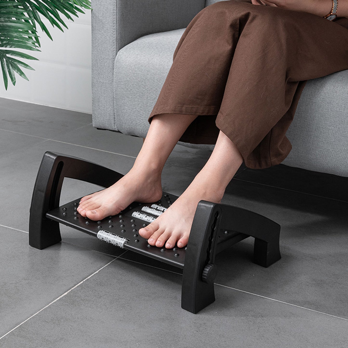 Foot Rest for Office - Adjustable Ergonomic Under Desk Comfort
